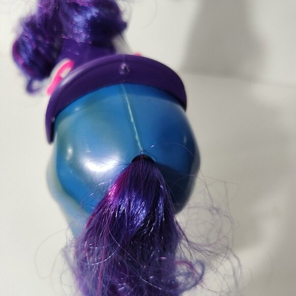 Monster High Headless Headmistress Bloodgood Blue Horse Nightmare Toy and Saddle - Picture 7 of 10